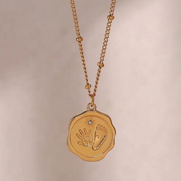 18K Gold Plated Baby Hand Foot Print Zircon Pendant Necklace Stainless Steel - Picture 7 of 8